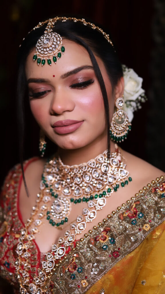 know about the best makeup artist course in india